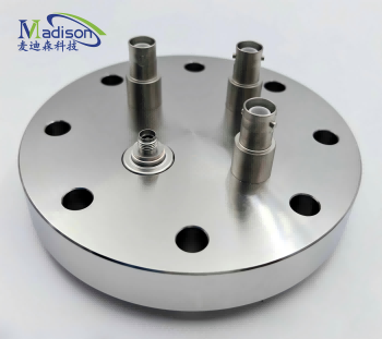 定制法兰馈通  3*SHV+SMAD50